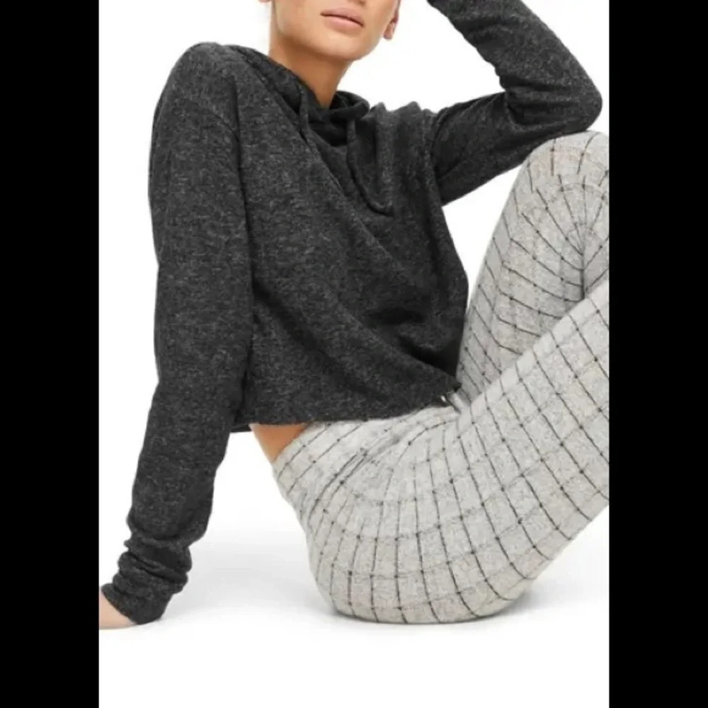 TOPSHOP – Brushed Crop Hoodie, Size US 10, NWT